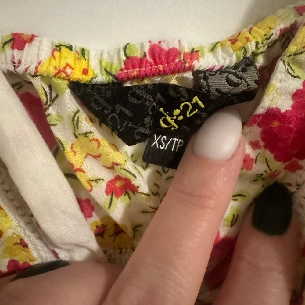 White, Pink and Yellow Tank Top - Picture 6 of 7